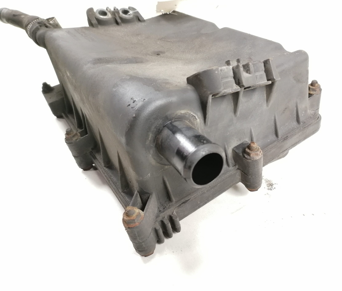 Scania Karterituulutusfiltri korpus 1543778 - Crankcase for Truck: picture 2 Scania Karterituulutusfiltri korpus 1543778 - Crankcase for Truck: picture 2