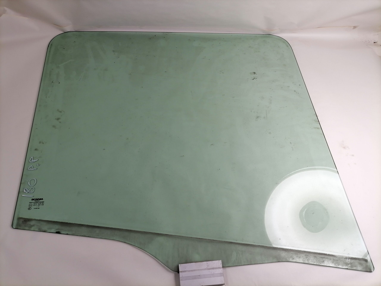 Scania Küljeklaas, parem 1306260 - Window and parts for Truck: picture 2 Scania Küljeklaas, parem 1306260 - Window and parts for Truck: picture 2