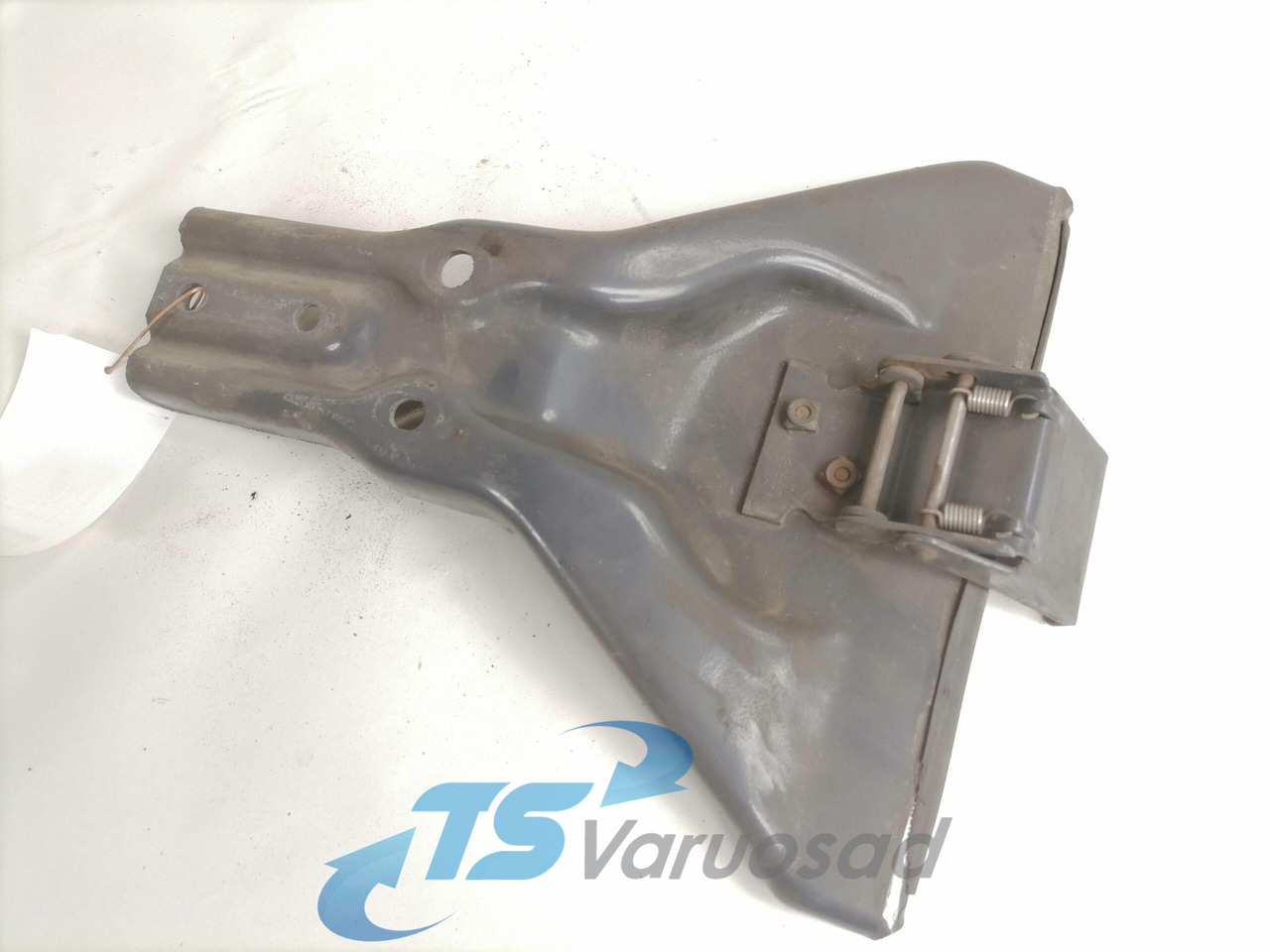 Scania Mudguard bracket 1377439 - Universal part for Truck: picture 1 Scania Mudguard bracket 1377439 - Universal part for Truck: picture 1