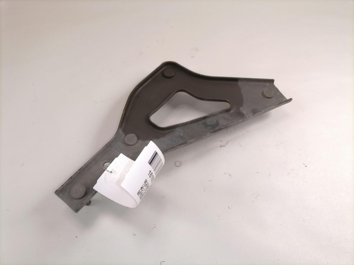 Scania Mudguard bracket 2353630 - Universal part for Truck: picture 3 Scania Mudguard bracket 2353630 - Universal part for Truck: picture 3