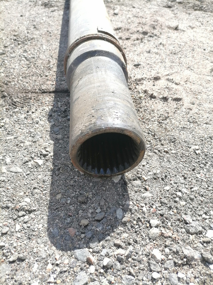 Scania Propeller shaft 12345 - Propeller shaft for Truck: picture 3 Scania Propeller shaft 12345 - Propeller shaft for Truck: picture 3