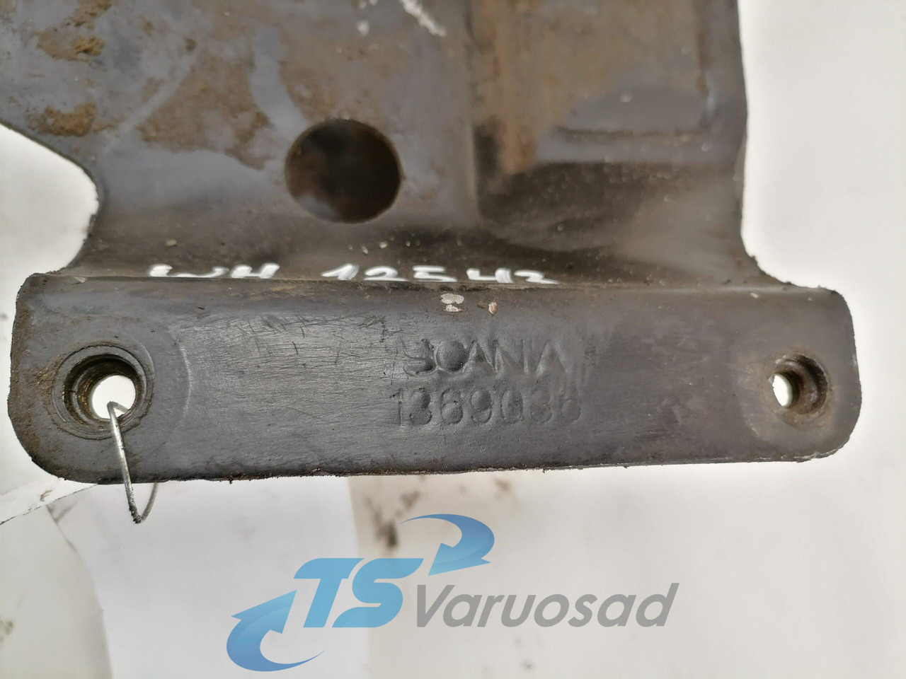 Scania Roolisüsteemi õlimahuti kandur 1369036 - Steering hose for Truck: picture 3 Scania Roolisüsteemi õlimahuti kandur 1369036 - Steering hose for Truck: picture 3