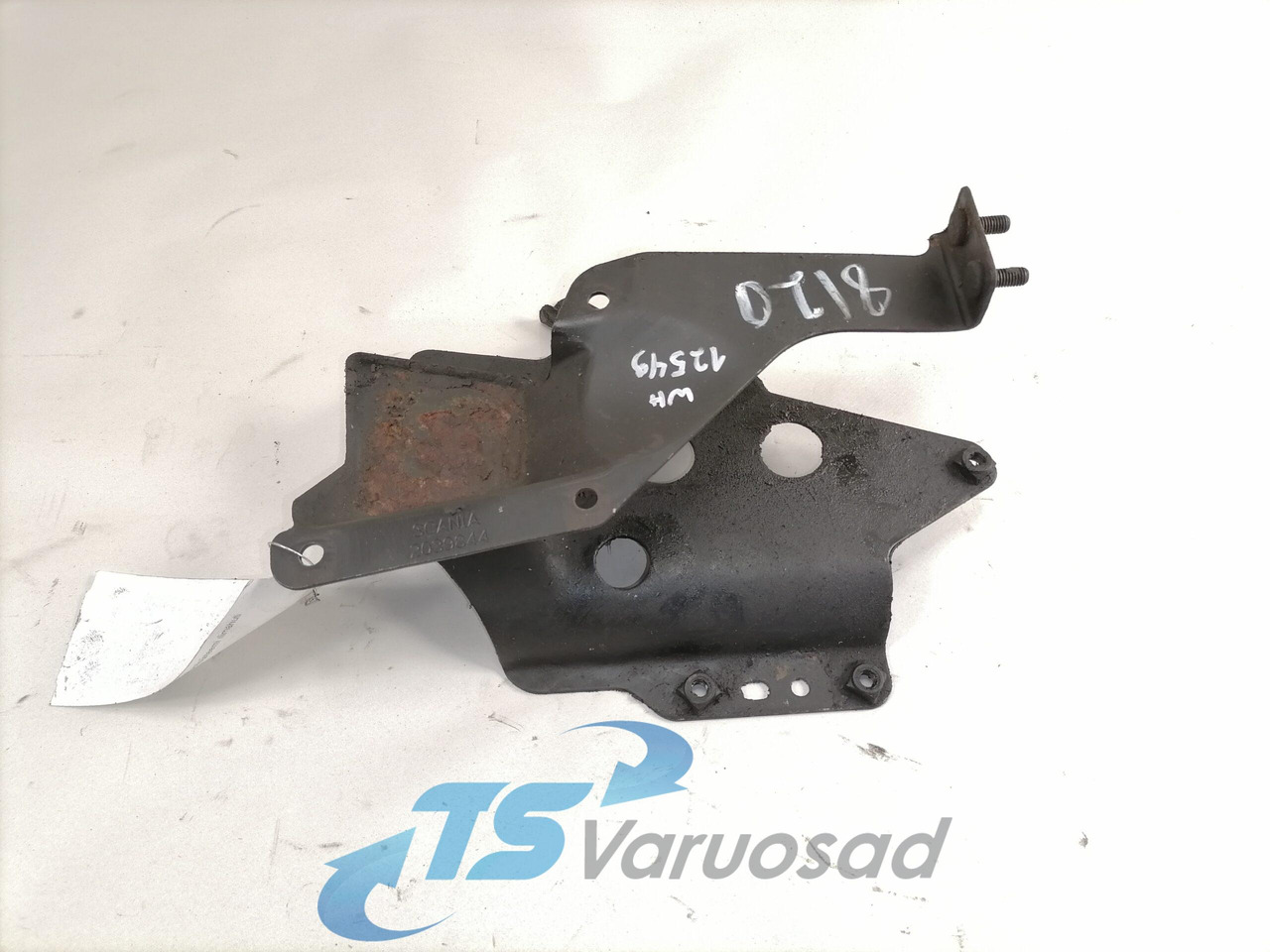 Scania Roolisüsteemi õlimahuti kandur 2039844 - Steering hose for Truck: picture 1 Scania Roolisüsteemi õlimahuti kandur 2039844 - Steering hose for Truck: picture 1