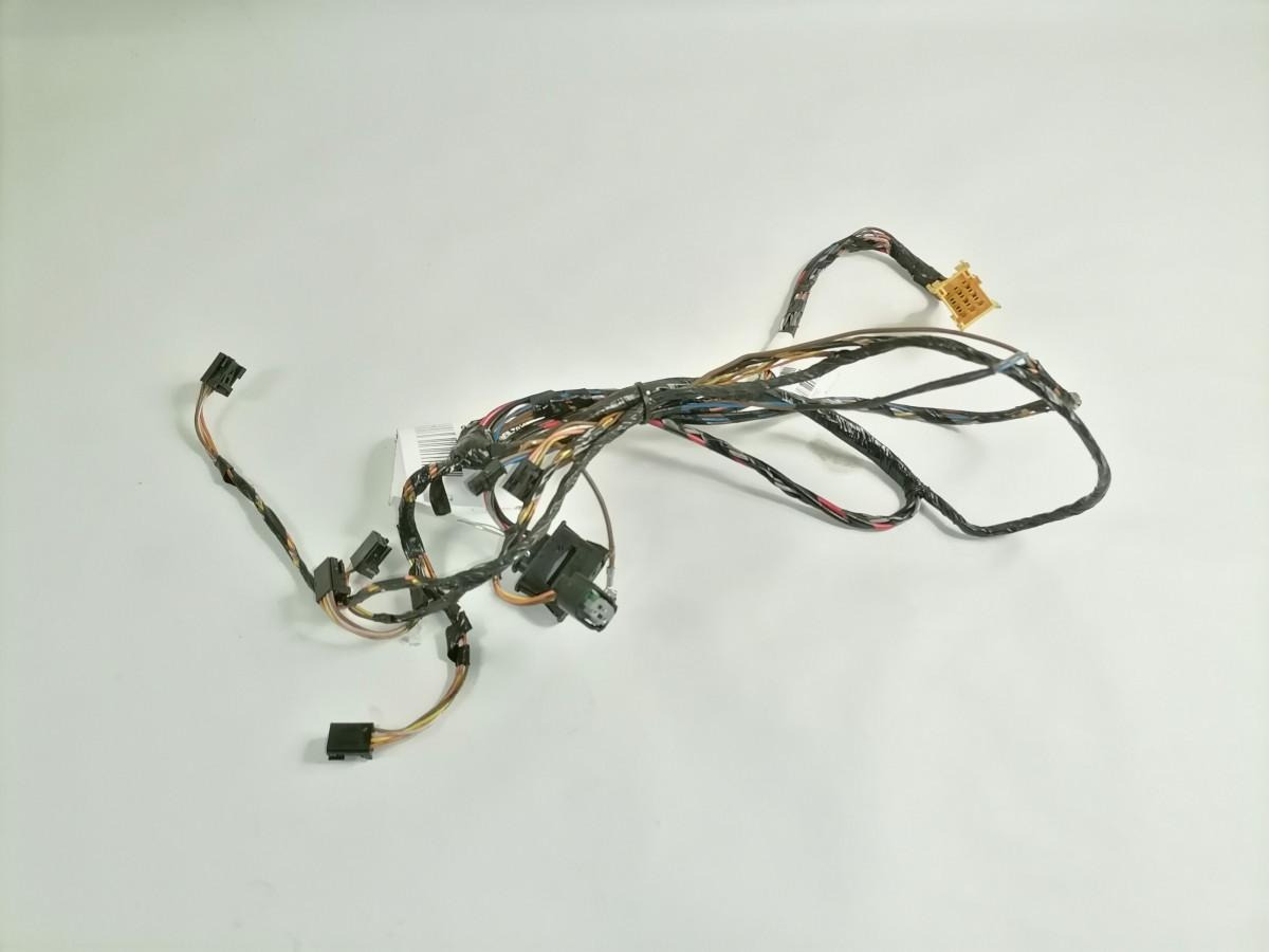 Scania Salongi soojenduse juhtmestik 2301619 - Universal part for Truck: picture 2 Scania Salongi soojenduse juhtmestik 2301619 - Universal part for Truck: picture 2