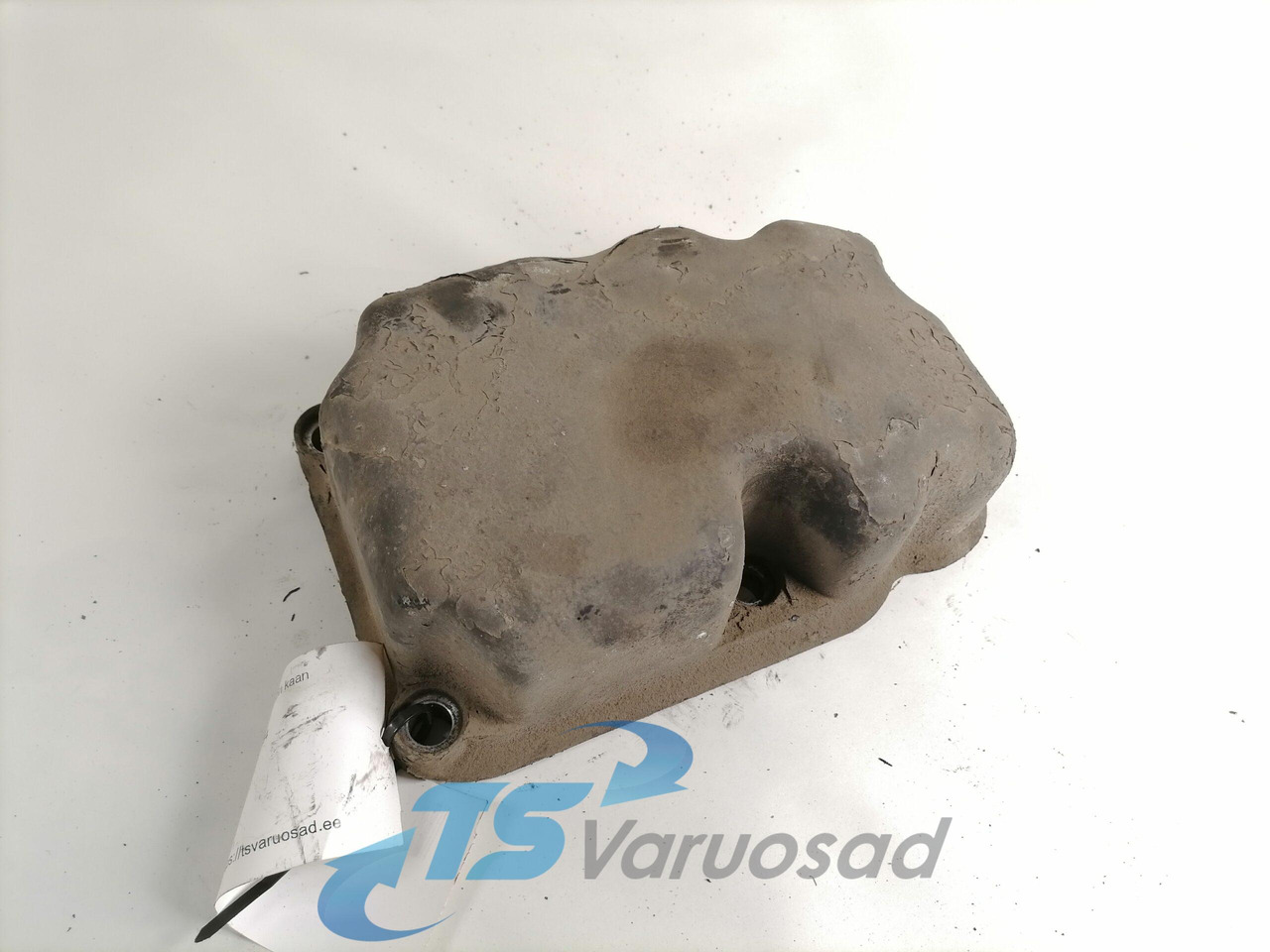 Scania Valve cover 1398884 - Cylinder head for Truck: picture 1 Scania Valve cover 1398884 - Cylinder head for Truck: picture 1