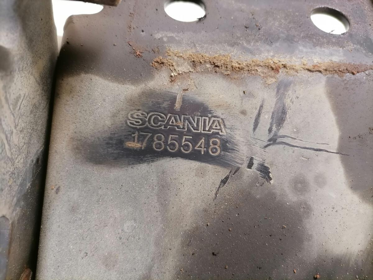 Scania lower grille carrier hinge 1785548 - Grill for Truck: picture 5 Scania lower grille carrier hinge 1785548 - Grill for Truck: picture 5