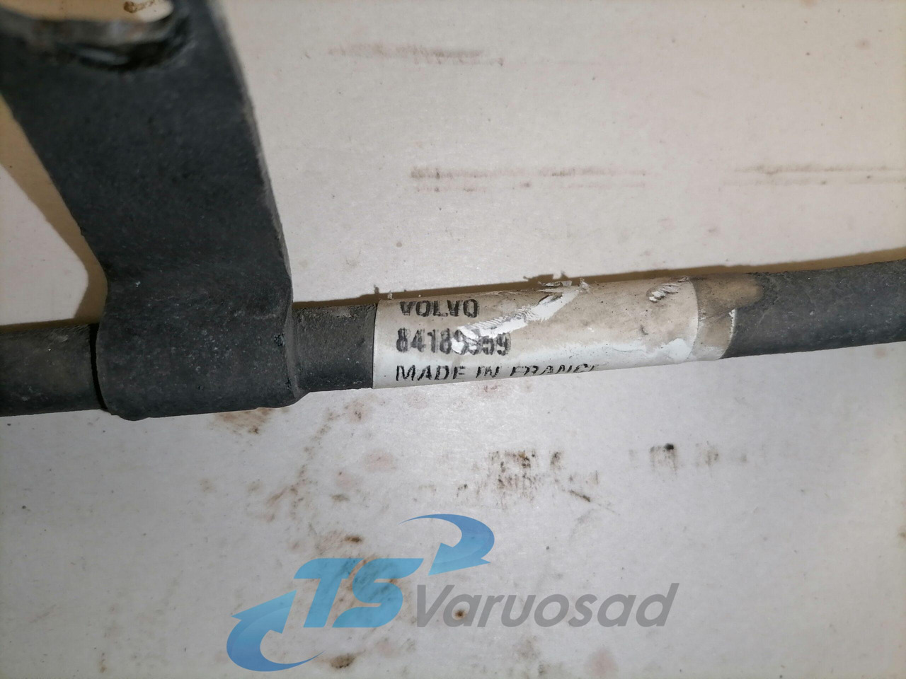 Volvo A/C pipe 84180959 - Heating/ Ventilation for Truck: picture 3 Volvo A/C pipe 84180959 - Heating/ Ventilation for Truck: picture 3
