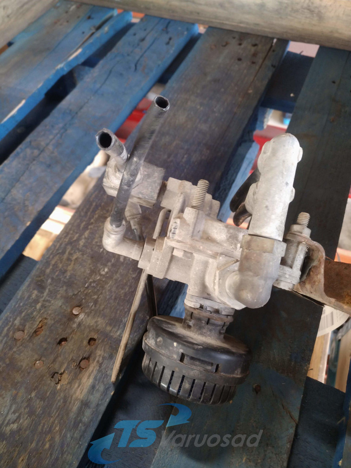 Volvo Air pressure control valve 3173150 - Brake valve for Truck: picture 2 Volvo Air pressure control valve 3173150 - Brake valve for Truck: picture 2