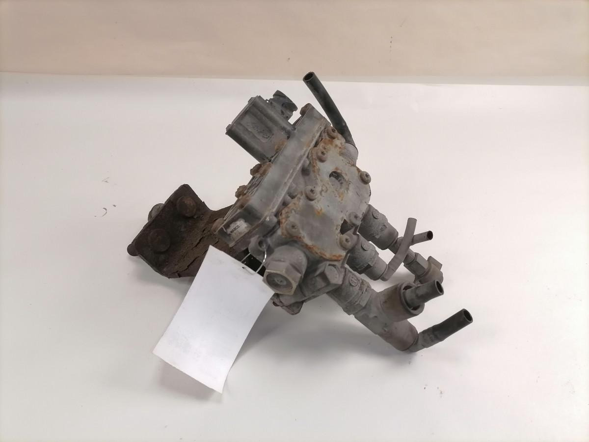 Volvo Air suspension control valve, ECAS 20734168 - Brake valve for Truck: picture 2 Volvo Air suspension control valve, ECAS 20734168 - Brake valve for Truck: picture 2