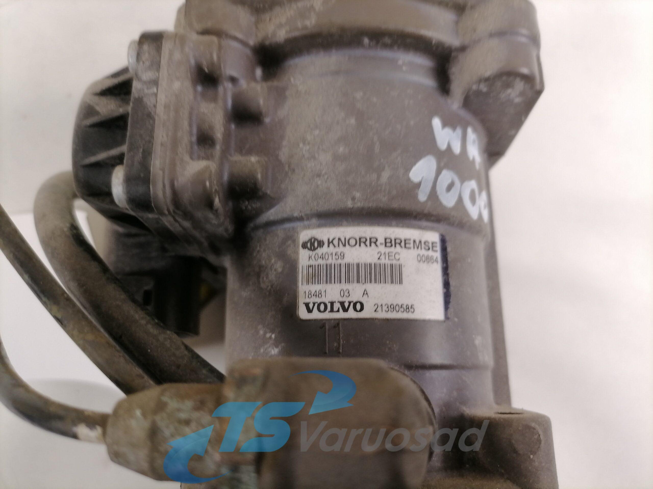Volvo Brake pressure control 21390585 - Brake valve for Truck: picture 4 Volvo Brake pressure control 21390585 - Brake valve for Truck: picture 4