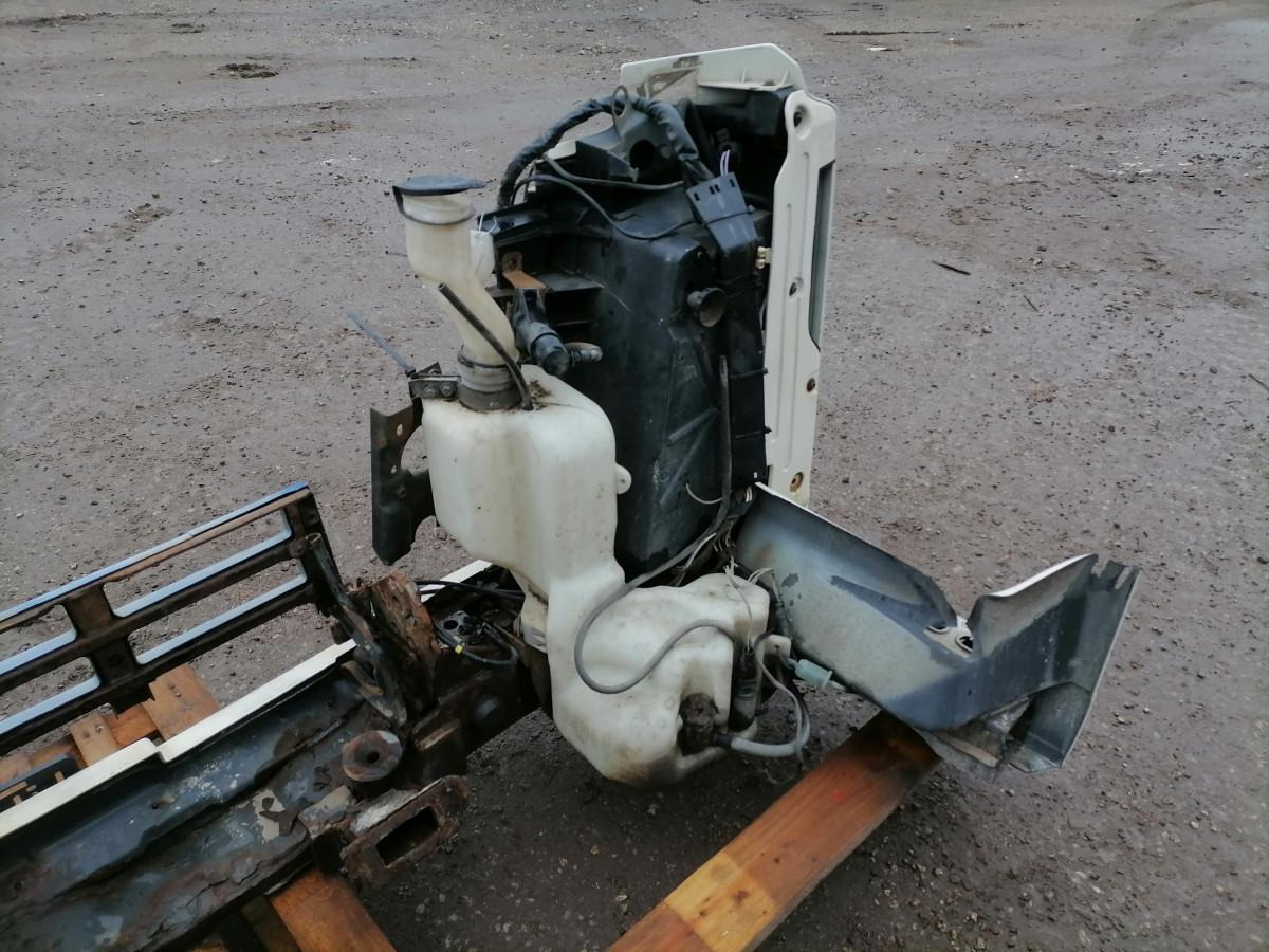 Volvo Bumper 20467442 - Bumper for Truck: picture 4 Volvo Bumper 20467442 - Bumper for Truck: picture 4