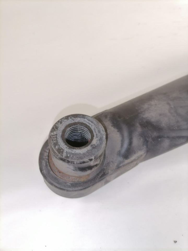Volvo Cab tilting cylinder 22070283 - Cab suspension for Truck: picture 2 Volvo Cab tilting cylinder 22070283 - Cab suspension for Truck: picture 2