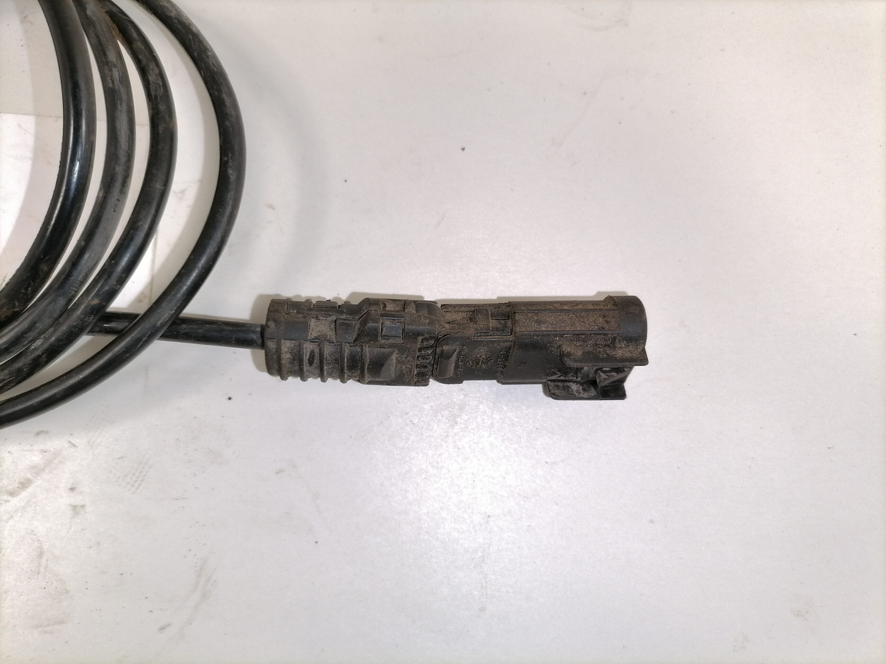 Volvo Cable, brake pad 20526766 - Brake parts for Truck: picture 3 Volvo Cable, brake pad 20526766 - Brake parts for Truck: picture 3