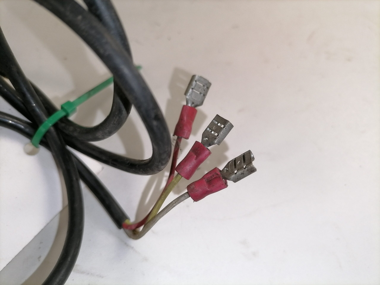 Volvo Cable, brake pad 20928533 - Brake parts for Truck: picture 3 Volvo Cable, brake pad 20928533 - Brake parts for Truck: picture 3