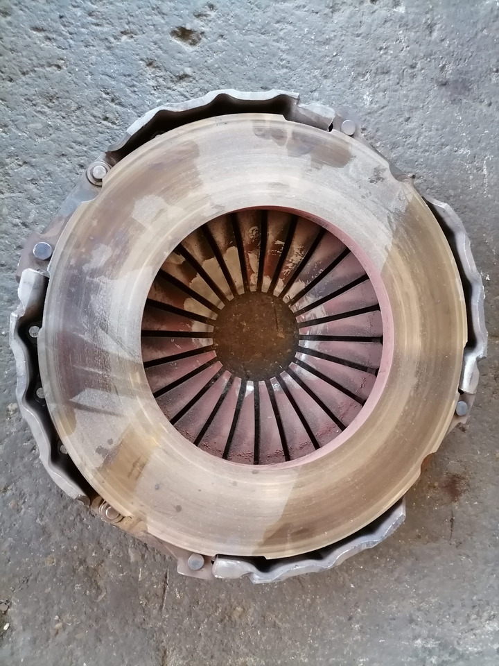 Volvo Clutch cover 20806454 - Clutch and parts for Truck: picture 4 Volvo Clutch cover 20806454 - Clutch and parts for Truck: picture 4