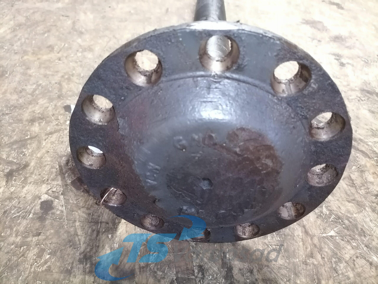 Volvo Drive shaft 20836838 - Drive shaft for Truck: picture 3 Volvo Drive shaft 20836838 - Drive shaft for Truck: picture 3