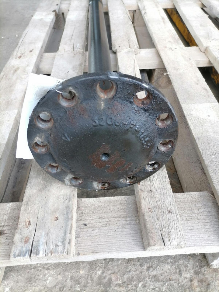 Volvo Drive shaft 3152523 - Drive shaft for Truck: picture 2 Volvo Drive shaft 3152523 - Drive shaft for Truck: picture 2