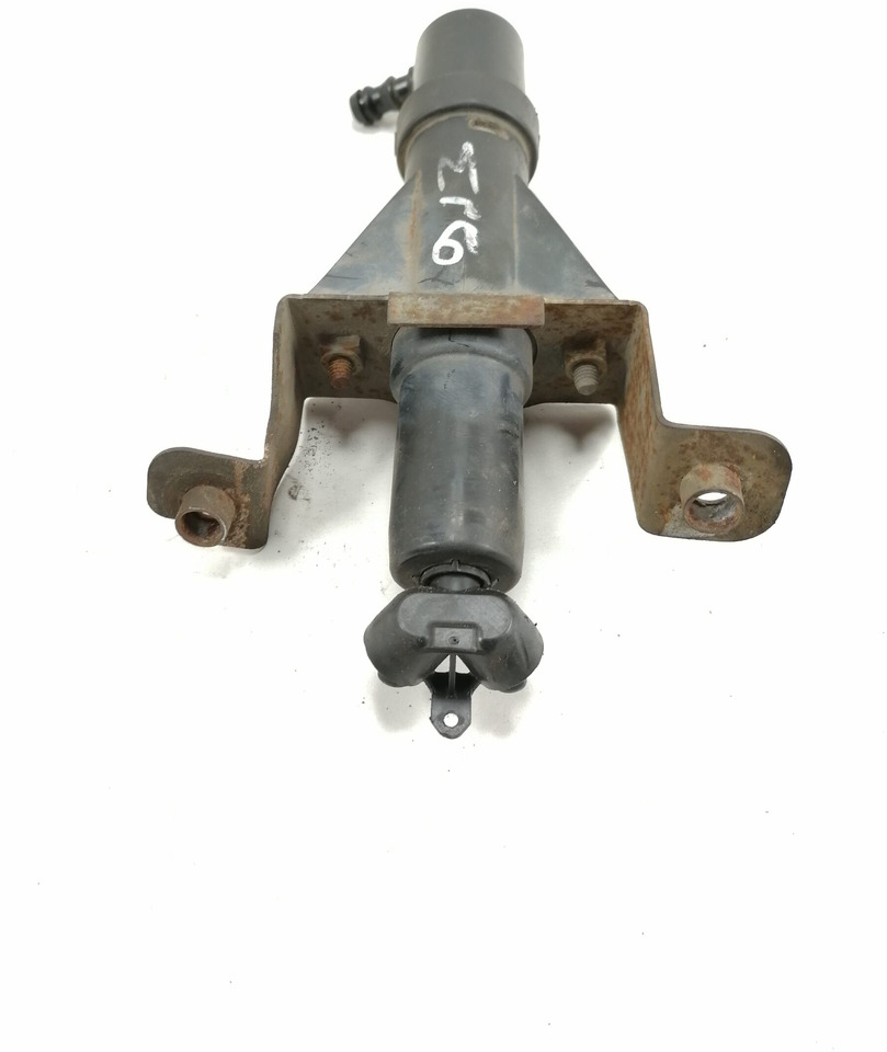 Volvo Headlight washer system 20360911 - Lights/ Lighting for Truck: picture 2 Volvo Headlight washer system 20360911 - Lights/ Lighting for Truck: picture 2