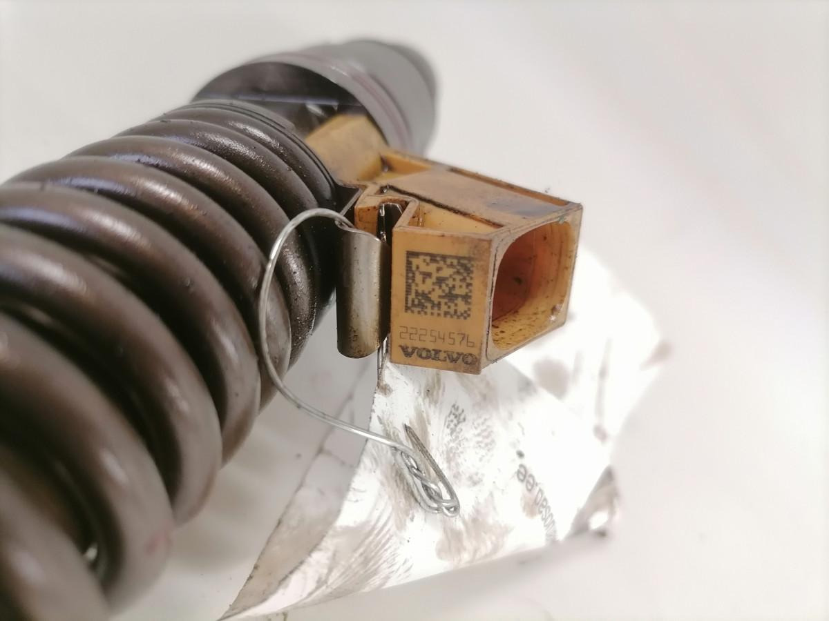 Volvo Injector 22254576 - Fuel pump for Truck: picture 5 Volvo Injector 22254576 - Fuel pump for Truck: picture 5