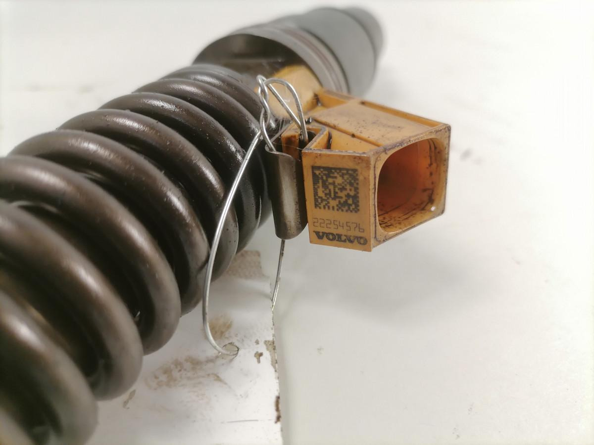 Volvo Injector 22254576 - Fuel pump for Truck: picture 4 Volvo Injector 22254576 - Fuel pump for Truck: picture 4