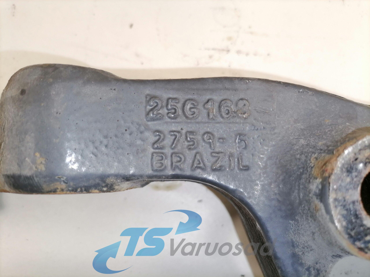 Volvo Kabiini kandur, tagumine 21196590 - Cab suspension for Truck: picture 3 Volvo Kabiini kandur, tagumine 21196590 - Cab suspension for Truck: picture 3