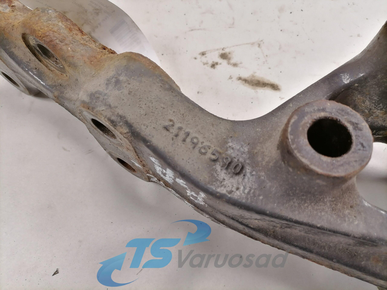 Volvo Kabiini kandur, tagumine 21196590 - Cab suspension for Truck: picture 4 Volvo Kabiini kandur, tagumine 21196590 - Cab suspension for Truck: picture 4