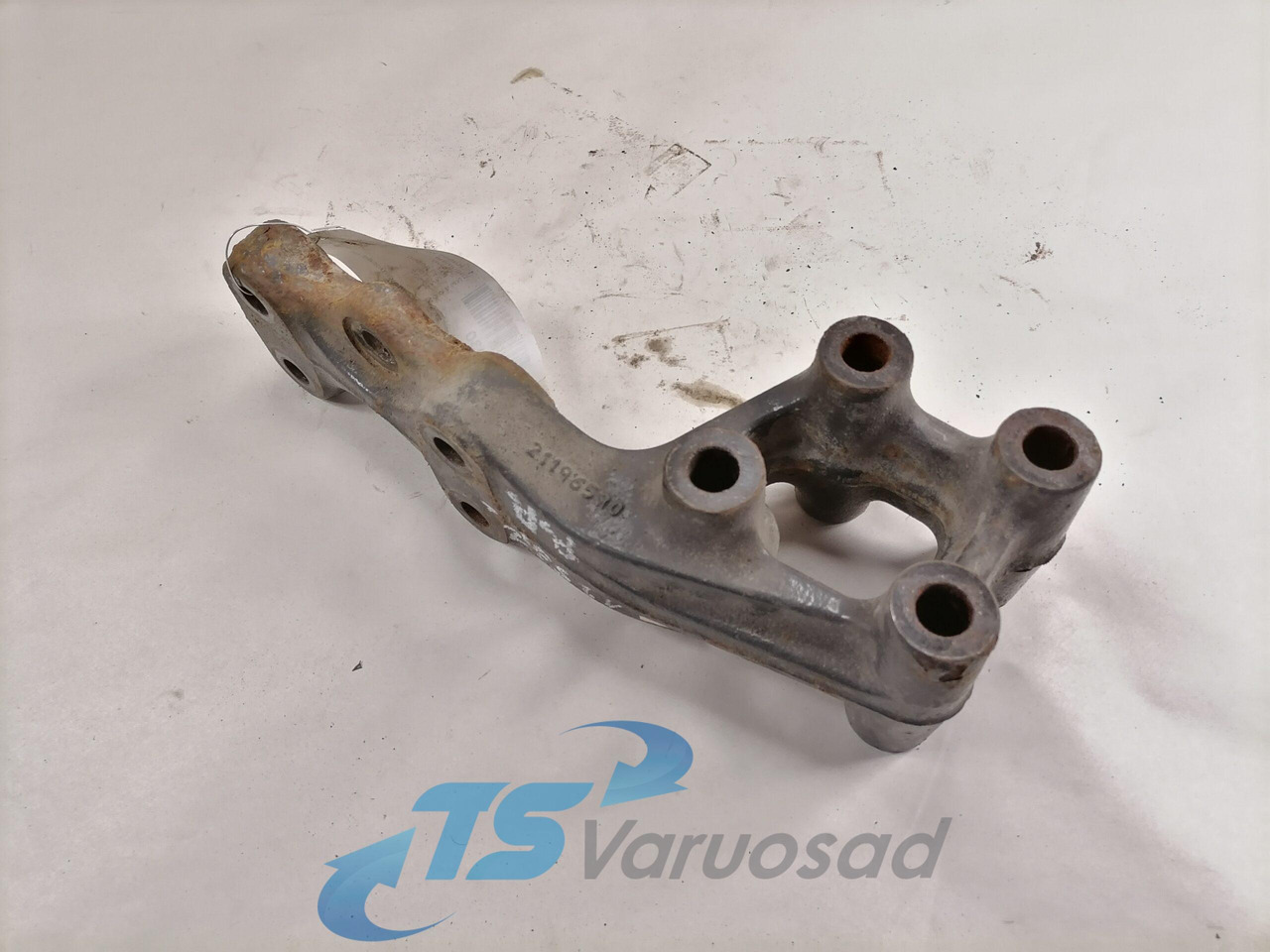 Volvo Kabiini kandur, tagumine 21196590 - Cab suspension for Truck: picture 1 Volvo Kabiini kandur, tagumine 21196590 - Cab suspension for Truck: picture 1