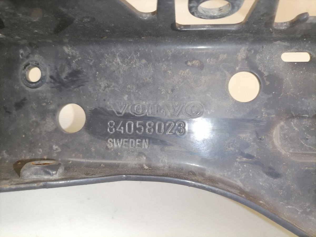 Volvo Light bracket 84058023 - Lights/ Lighting for Truck: picture 4 Volvo Light bracket 84058023 - Lights/ Lighting for Truck: picture 4