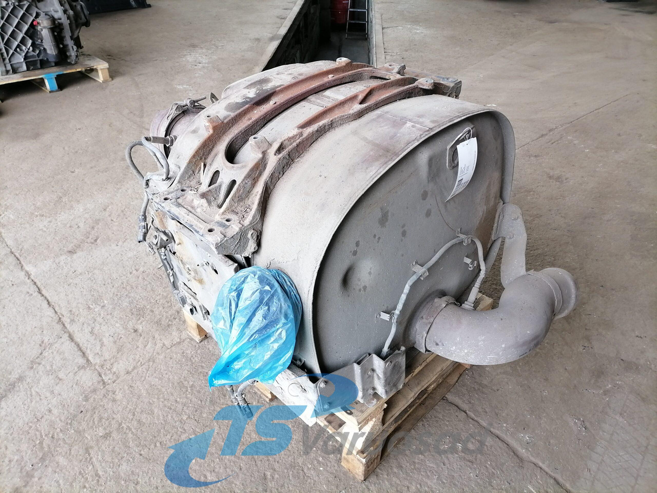 Muffler for Truck Volvo Muffler 21364822: picture 7