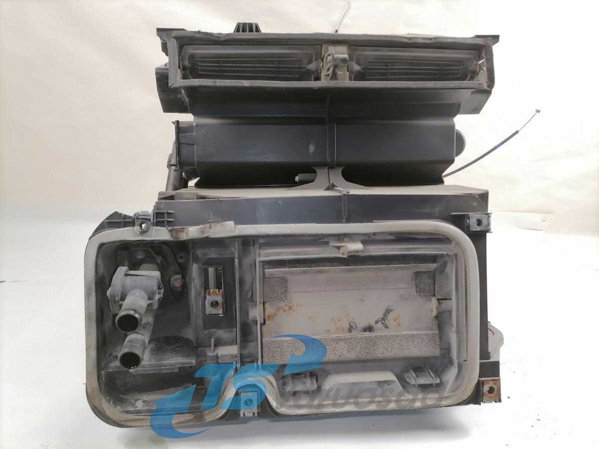 Volvo Salongi radiaatorite korpus, komplektne 7420894088 - Universal part for Truck: picture 2 Volvo Salongi radiaatorite korpus, komplektne 7420894088 - Universal part for Truck: picture 2