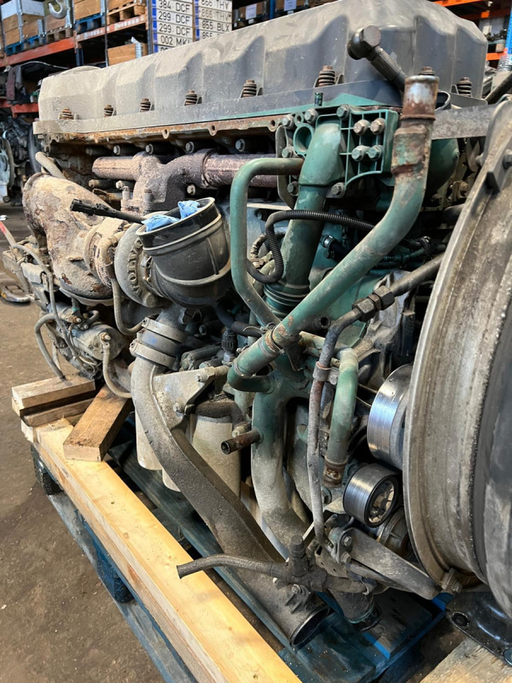 Volvo Volvo mootor D9B300 20880353 - Engine for Truck: picture 3 Volvo Volvo mootor D9B300 20880353 - Engine for Truck: picture 3