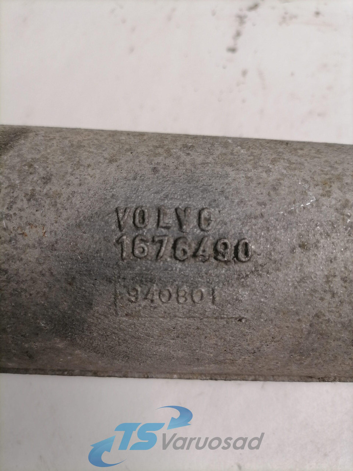 Volvo intercooler pipe 1676490 - Intercooler for Truck: picture 3 Volvo intercooler pipe 1676490 - Intercooler for Truck: picture 3
