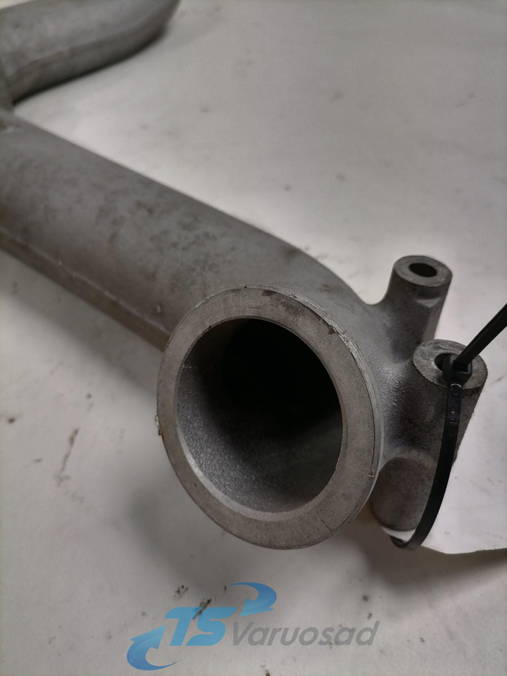 Volvo intercooler pipe 20376301 - Intercooler for Truck: picture 2 Volvo intercooler pipe 20376301 - Intercooler for Truck: picture 2