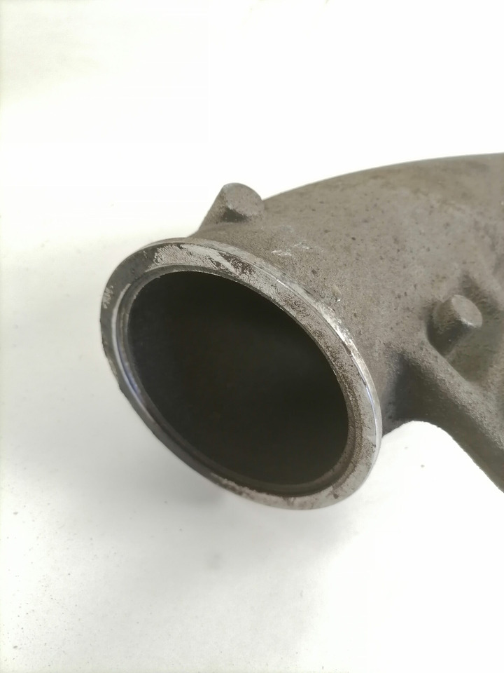 Volvo intercooler pipe 21808309 - Intercooler for Truck: picture 5 Volvo intercooler pipe 21808309 - Intercooler for Truck: picture 5