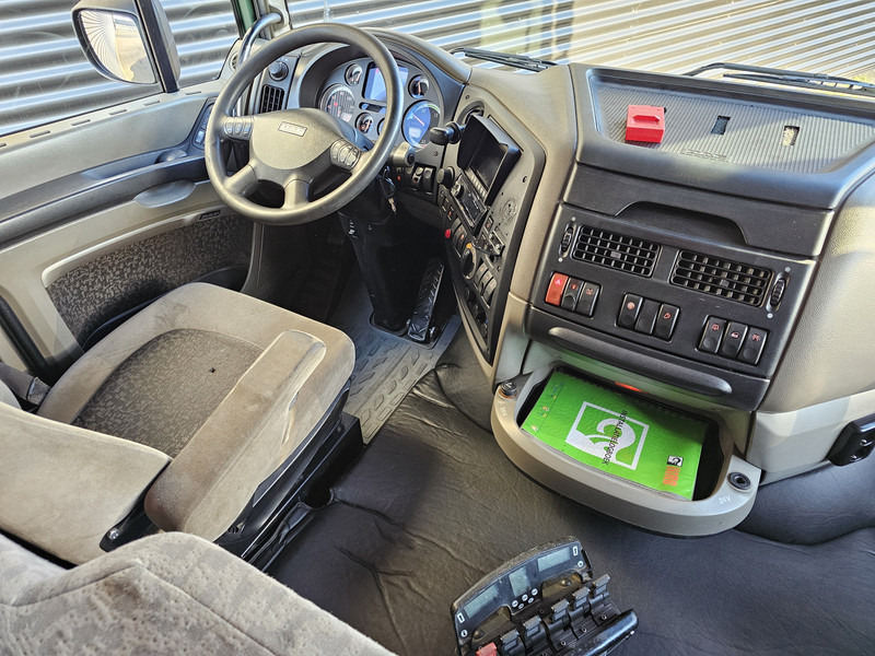 Crane truck DAF XF 105.460 6X2 / HIAB 37TM KRAN / CRANE / GRUE: picture 15 Crane truck DAF XF 105.460 6X2 / HIAB 37TM KRAN / CRANE / GRUE: picture 15