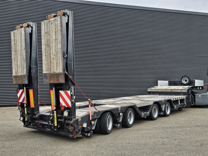 Faymonville MULTIMAX - EXTENDABLE / HYDR RAMP / WHEEL WELL / RADMULDEN - Low loader semi-trailer: picture 5 Faymonville MULTIMAX - EXTENDABLE / HYDR RAMP / WHEEL WELL / RADMULDEN - Low loader semi-trailer: picture 5
