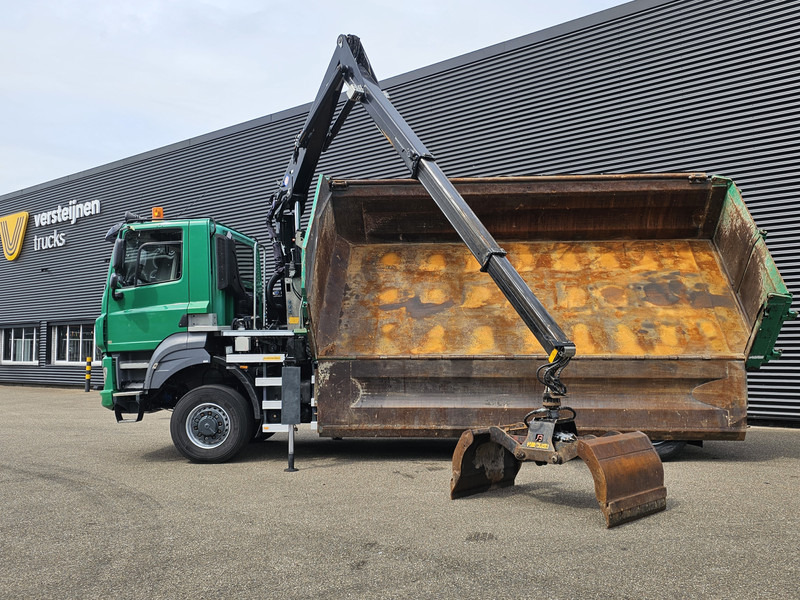 Tatra T158/II 6X6 / HMF Z CRANE + 2 SIDE TIPPER - Tipper, Crane truck: picture 3 Tatra T158/II 6X6 / HMF Z CRANE + 2 SIDE TIPPER - Tipper, Crane truck: picture 3