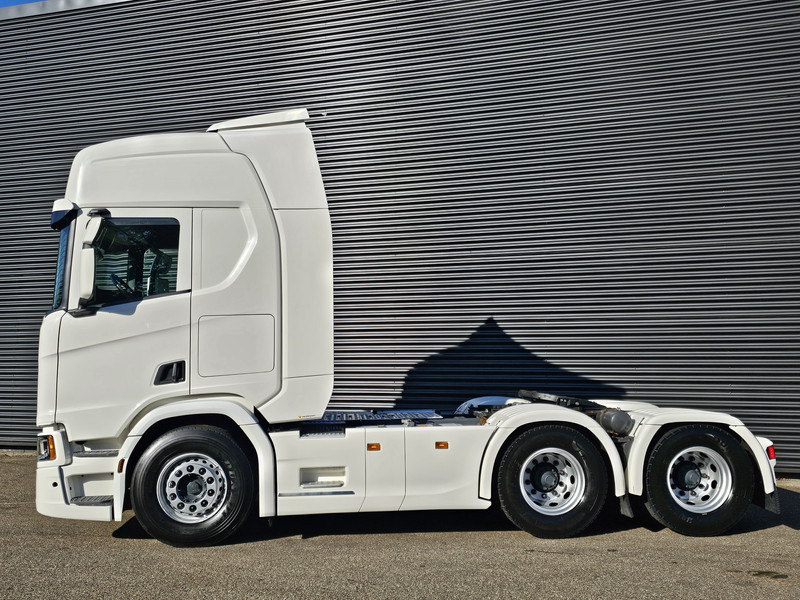 Scania R580 V8 / 6x4 / FULL AIR / RETARDER - Tractor unit: picture 2 Scania R580 V8 / 6x4 / FULL AIR / RETARDER - Tractor unit: picture 2