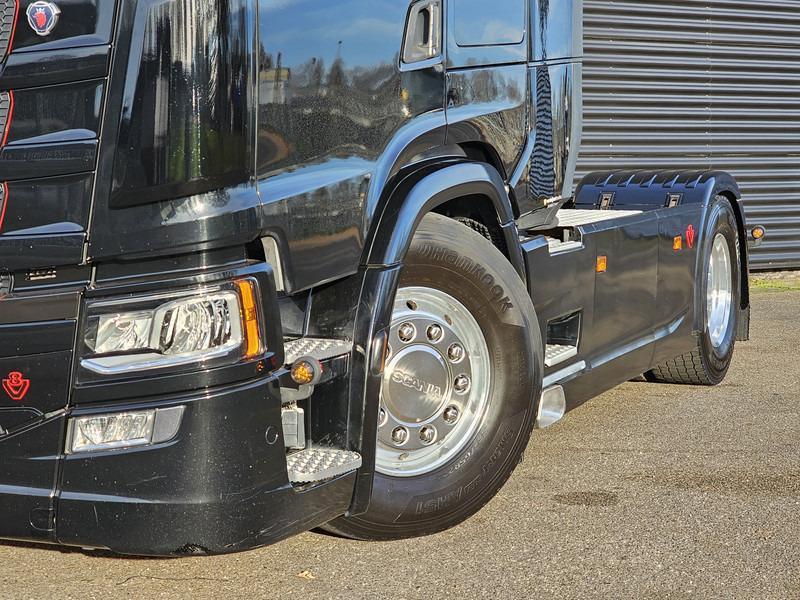 Tractor unit Scania S580 V8 4x2 / HYDRAULIC / RETARDER / FULL AIR: picture 10 Tractor unit Scania S580 V8 4x2 / HYDRAULIC / RETARDER / FULL AIR: picture 10