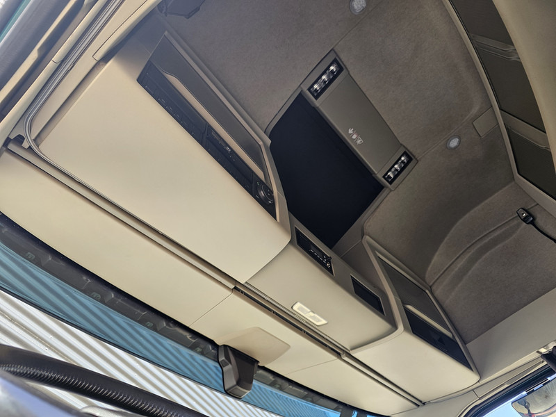 Leasing of Volvo FH16.650 / RETARDER / FULL AIR / NL-TRUCK Volvo FH16.650 / RETARDER / FULL AIR / NL-TRUCK: picture 18 Leasing of Volvo FH16.650 / RETARDER / FULL AIR / NL-TRUCK Volvo FH16.650 / RETARDER / FULL AIR / NL-TRUCK: picture 18