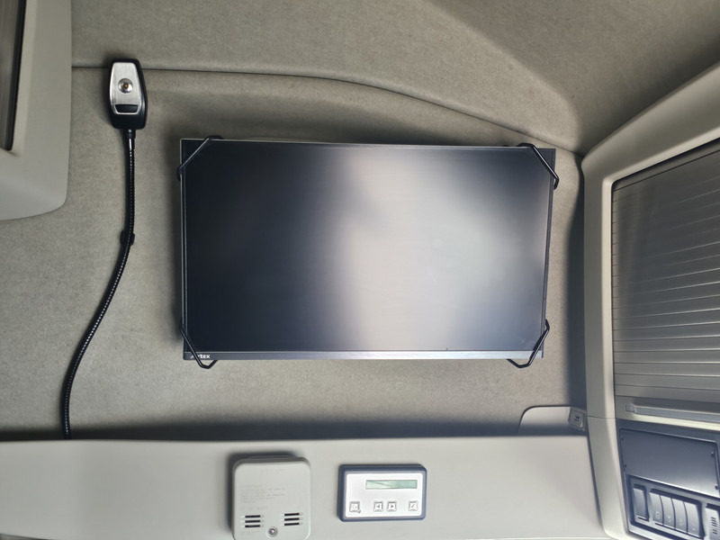 Leasing of Volvo FH16.650 / RETARDER / FULL AIR / NL-TRUCK Volvo FH16.650 / RETARDER / FULL AIR / NL-TRUCK: picture 20 Leasing of Volvo FH16.650 / RETARDER / FULL AIR / NL-TRUCK Volvo FH16.650 / RETARDER / FULL AIR / NL-TRUCK: picture 20