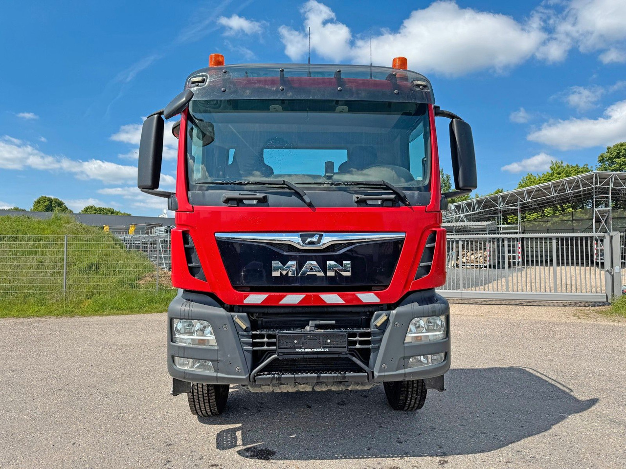 Tipper MAN 35.470 8X4 Kipperfahrgestell Reifen 12 X NEU Top: picture 10 Tipper MAN 35.470 8X4 Kipperfahrgestell Reifen 12 X NEU Top: picture 10