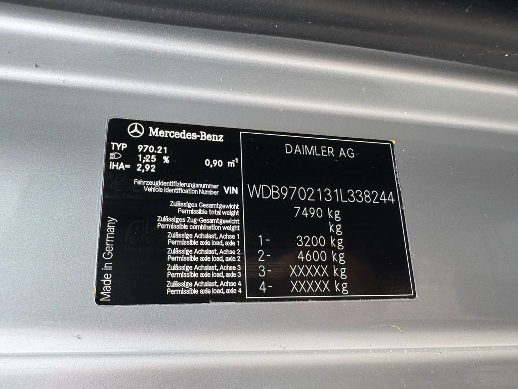 Mercedes-Benz 818 4X2 ROM Toilettenwagen Mercedes-Benz 818 4X2 ROM Toilettenwagen 6 Plätze - Vacuum truck: picture 2 Mercedes-Benz 818 4X2 ROM Toilettenwagen Mercedes-Benz 818 4X2 ROM Toilettenwagen 6 Plätze - Vacuum truck: picture 2