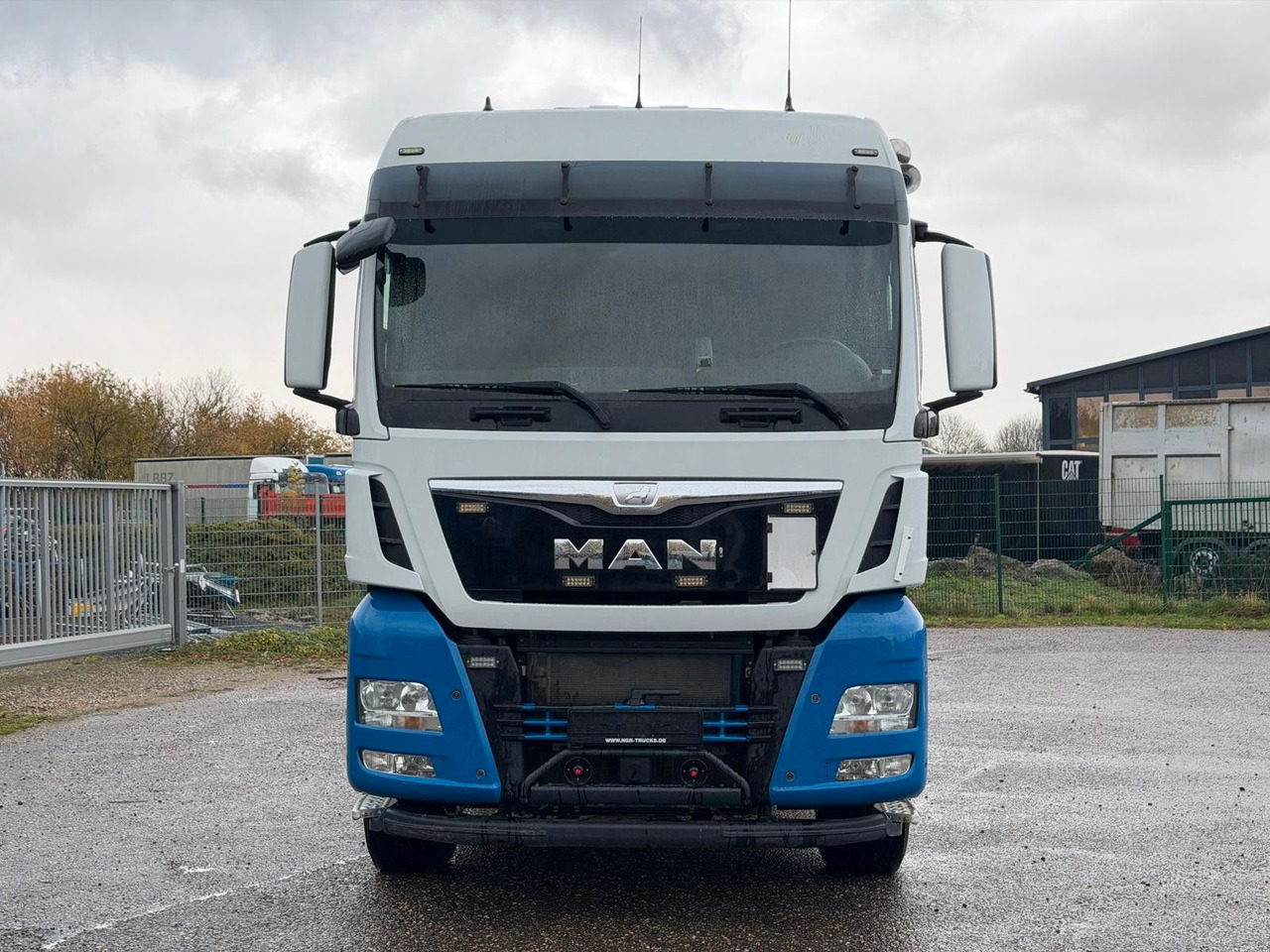 MAN 18.480 4x4 Hydro Drive | Stand-Klima | Kipphydr. - Tractor unit: picture 3 MAN 18.480 4x4 Hydro Drive | Stand-Klima | Kipphydr. - Tractor unit: picture 3