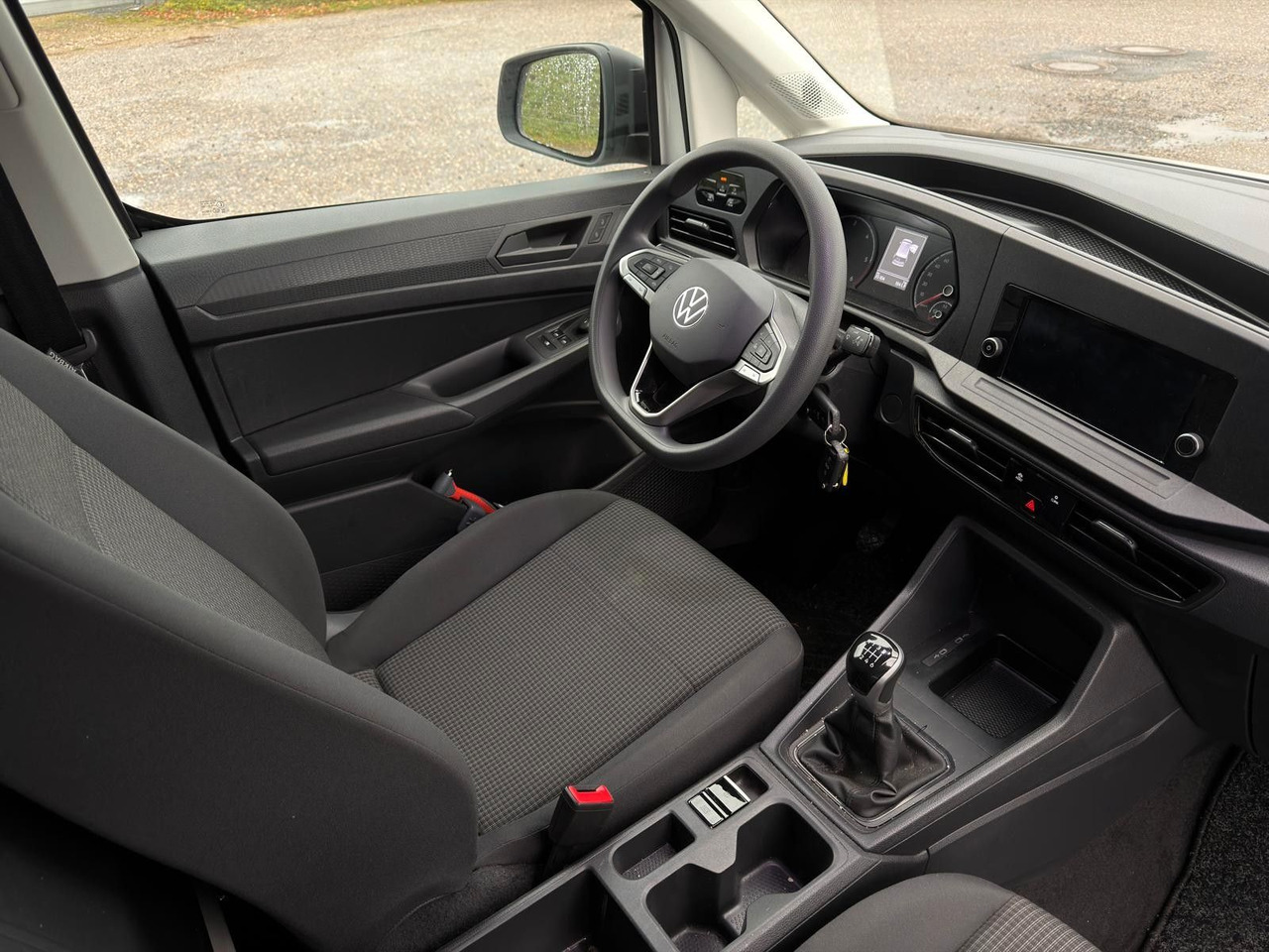 Leasing of  Volkswagen Caddy 4x2 | 2,0 TDI | Klima | PDC | Spurhalteass Volkswagen Caddy 4x2 | 2,0 TDI | Klima | PDC | Spurhalteass: picture 13