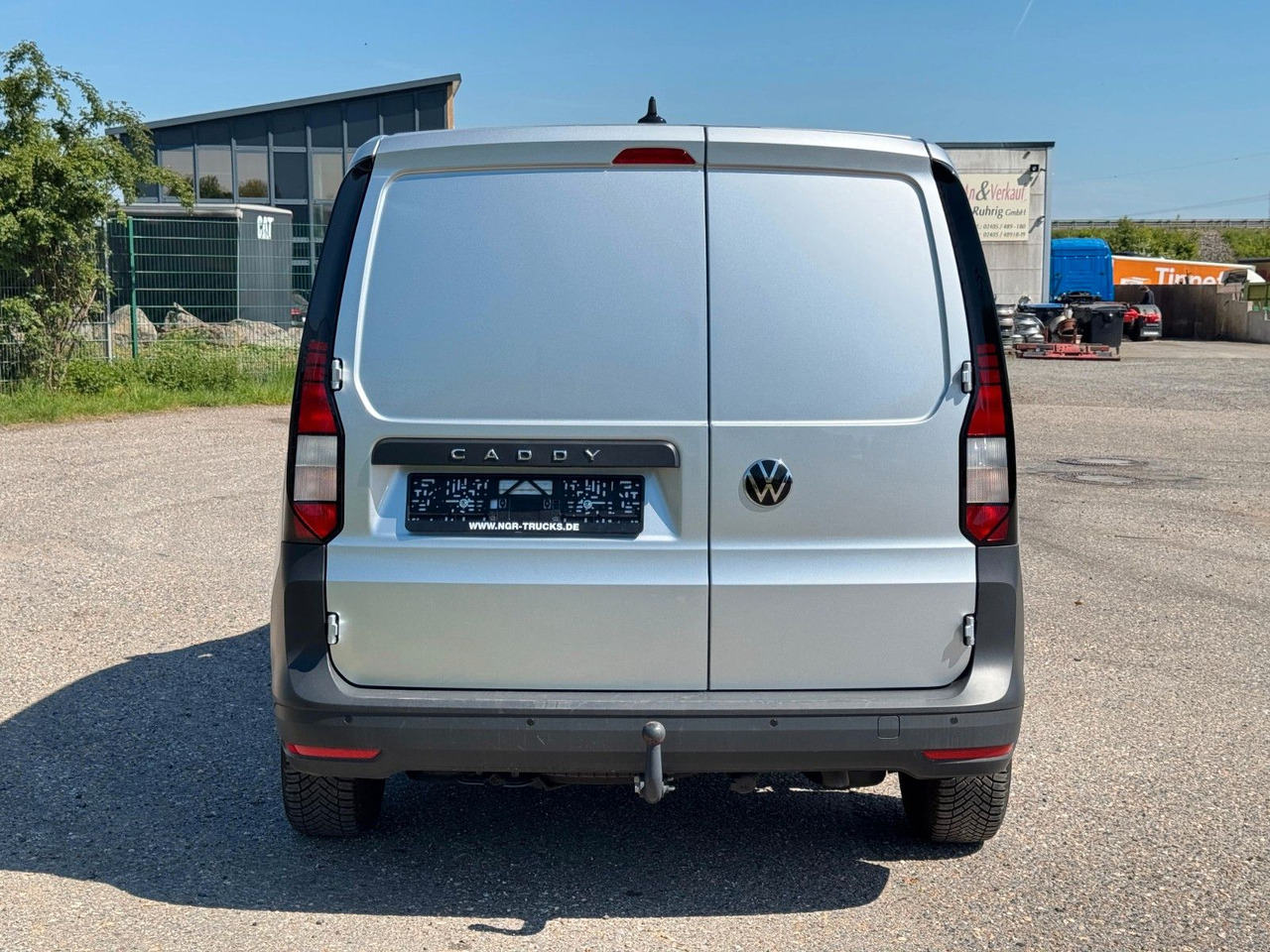 Volkswagen Caddy 4x2 | Klima | AHK | PDC | Spurhalteass. - People carrier: picture 4 Volkswagen Caddy 4x2 | Klima | AHK | PDC | Spurhalteass. - People carrier: picture 4