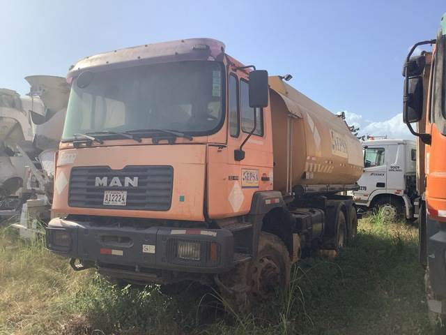 MAN 33.414-V20 - Tanker truck: picture 1 MAN 33.414-V20 - Tanker truck: picture 1