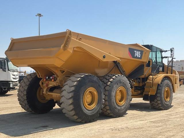 CAT 745 - Articulated dump truck: picture 3 CAT 745 - Articulated dump truck: picture 3