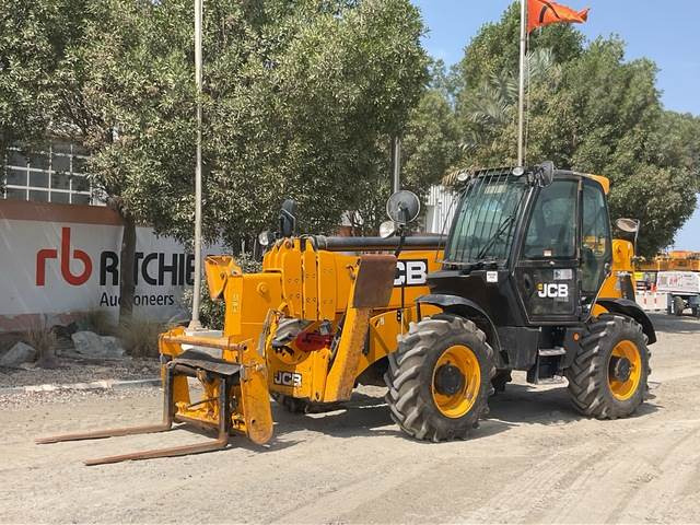 JCB 540-170 - Telescopic handler: picture 1 JCB 540-170 - Telescopic handler: picture 1