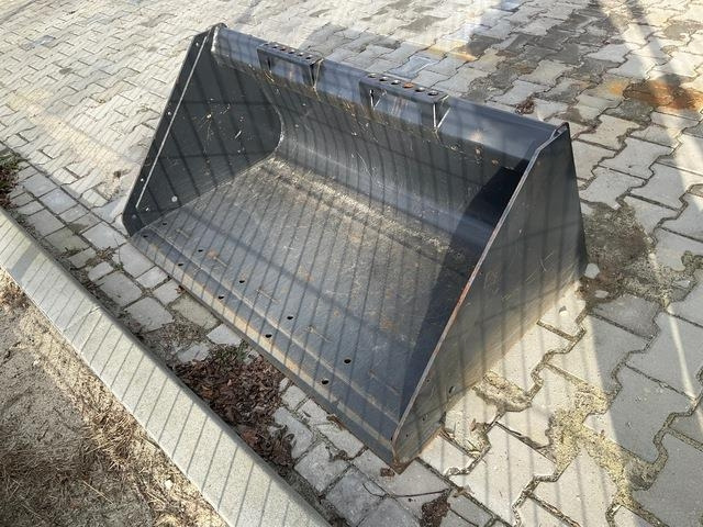 Bobcat - Loader bucket: picture 1 Bobcat - Loader bucket: picture 1